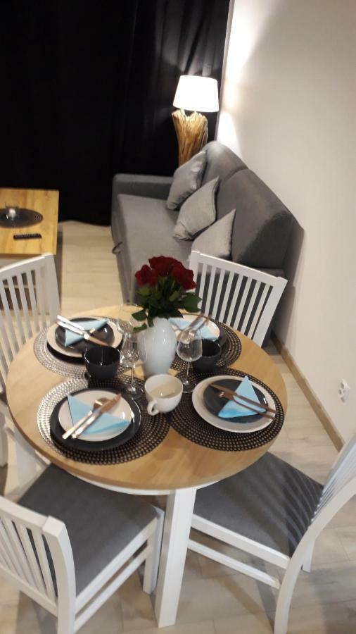 Apartament Oliwka Z Prywatnym Miejscem Postojowym Kołobrzeg Buitenkant foto