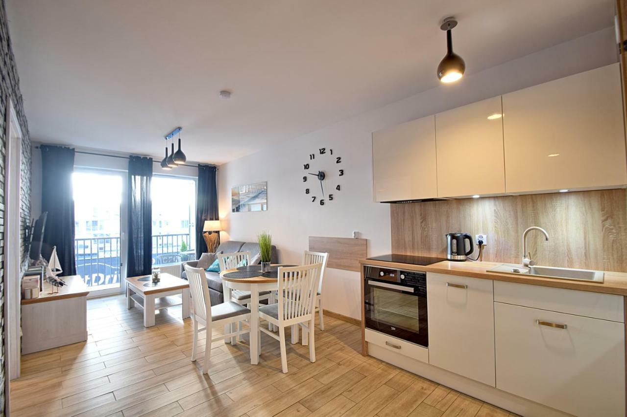 Apartament Oliwka Z Prywatnym Miejscem Postojowym Kołobrzeg Buitenkant foto