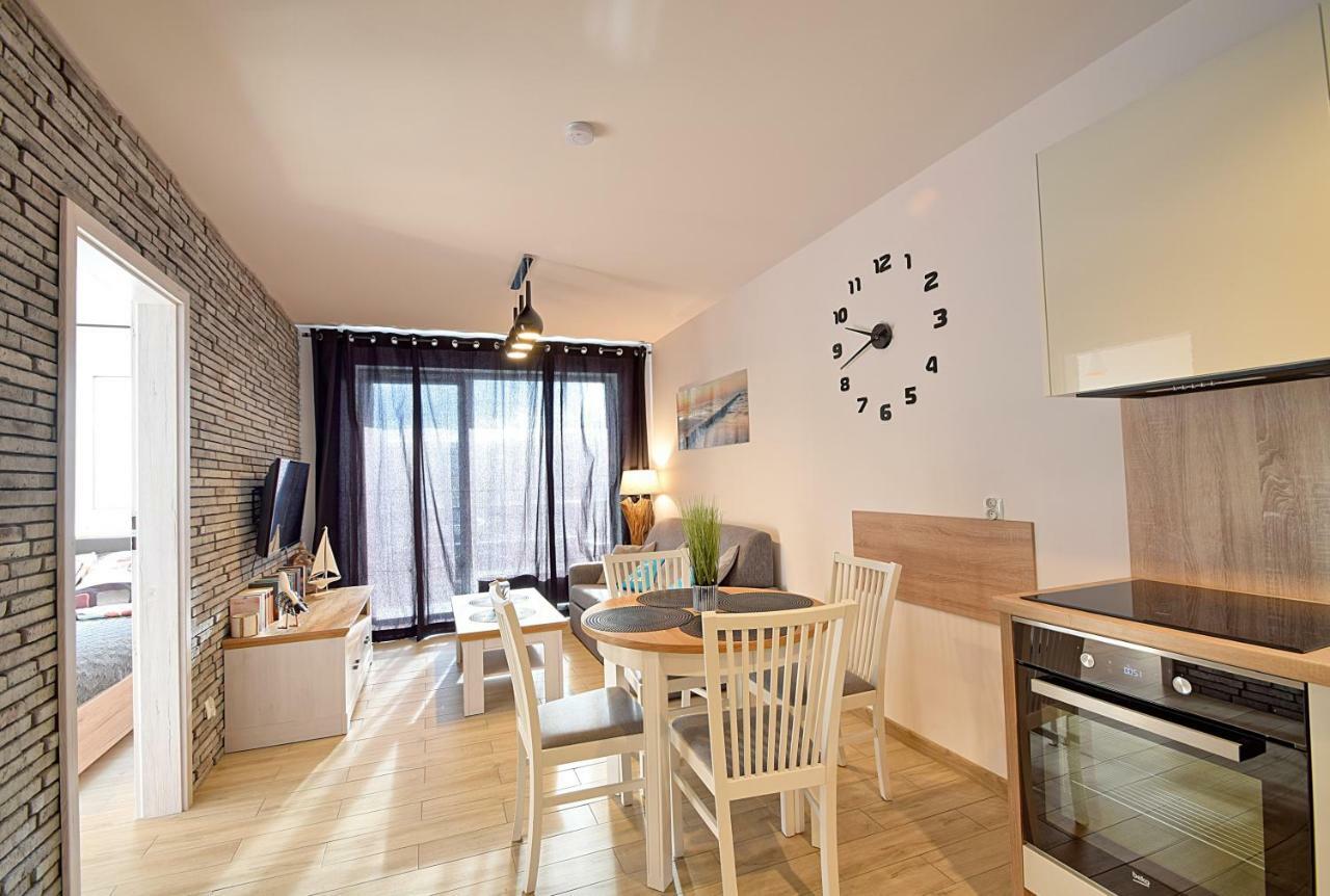 Apartament Oliwka Z Prywatnym Miejscem Postojowym Kołobrzeg Buitenkant foto