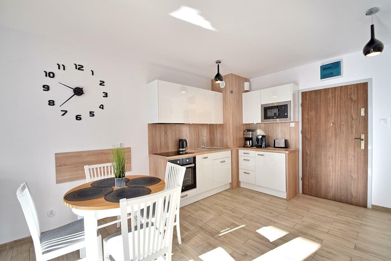 Apartament Oliwka Z Prywatnym Miejscem Postojowym Kołobrzeg Buitenkant foto